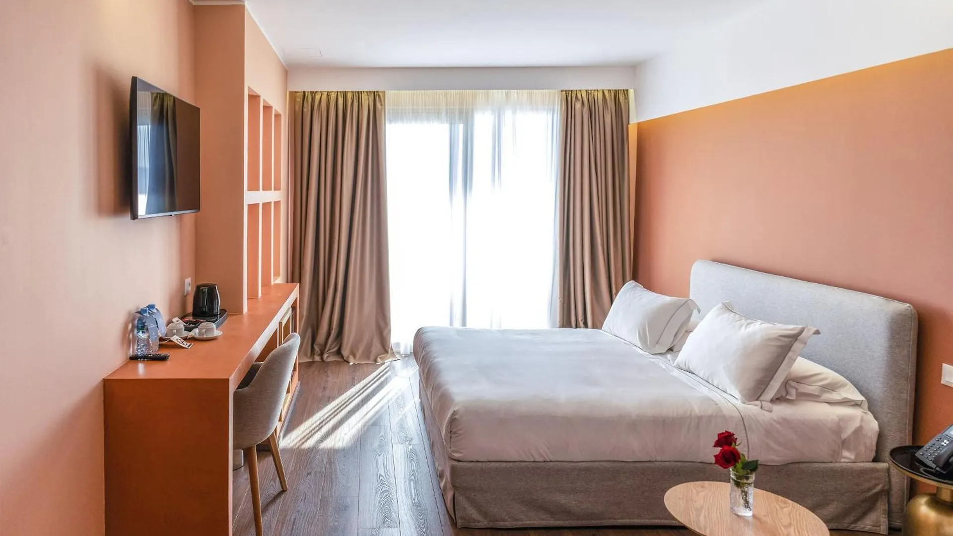 Hotel Vlora Priam, Affiliated By Melia