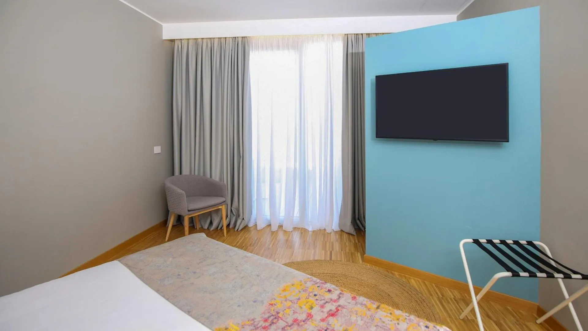 Hotel Vlora Priam, Affiliated By Melia