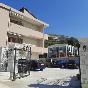 Voyage Hotel